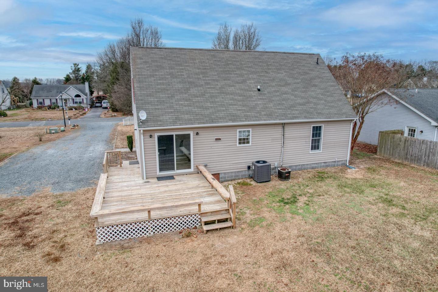 215 APPLE LN,PRESTON,MD,21655,CAROLINE - MDCM2005100