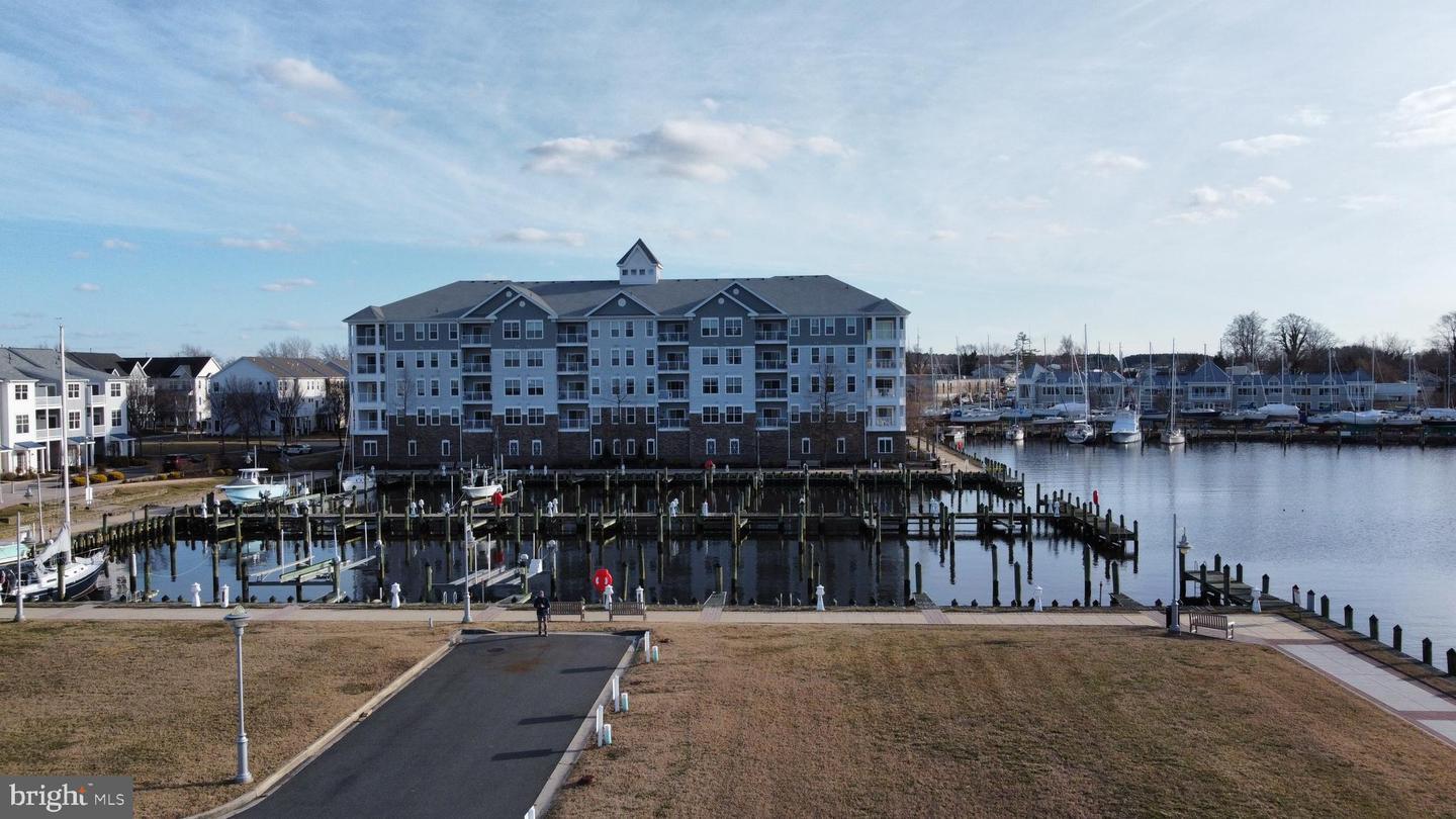 18 RIVERSIDE WHARF,CAMBRIDGE,MD,21613,DORCHESTER - MDDO2008574