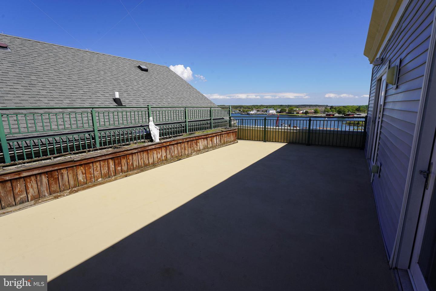 1 DOCK ST #402,CRISFIELD,MD,21817,SOMERSET - MDSO2004568